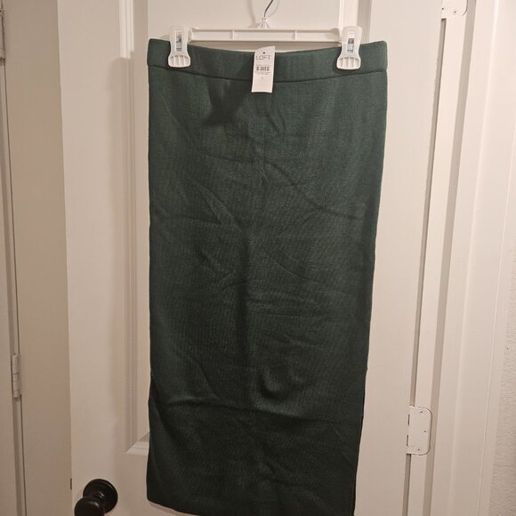 NWT LOFT Ribbed Side Slit Midi Sweater Skirt - Picture 4 of 4